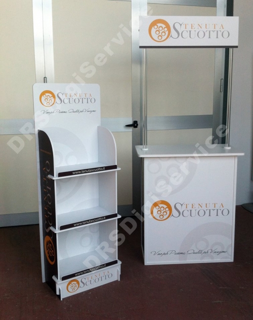 desk banchetto promozionale con espositore da terra a 3 ripiani