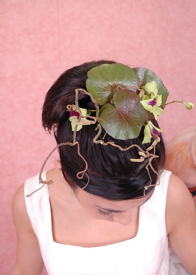 Acconciatura floreale