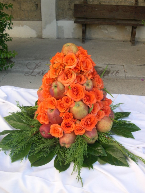 addobbo con rose arancio