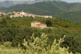 Il Casale, sullo sfondo Morigerati