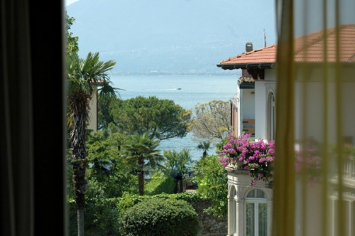 piazza repubblica sardegna anfiteatro parcheggio biciclette