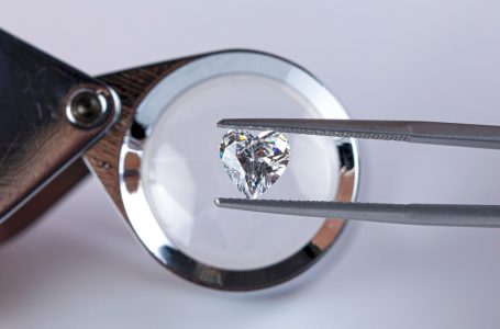 Vendere diamanti online, a chi rivolgersi